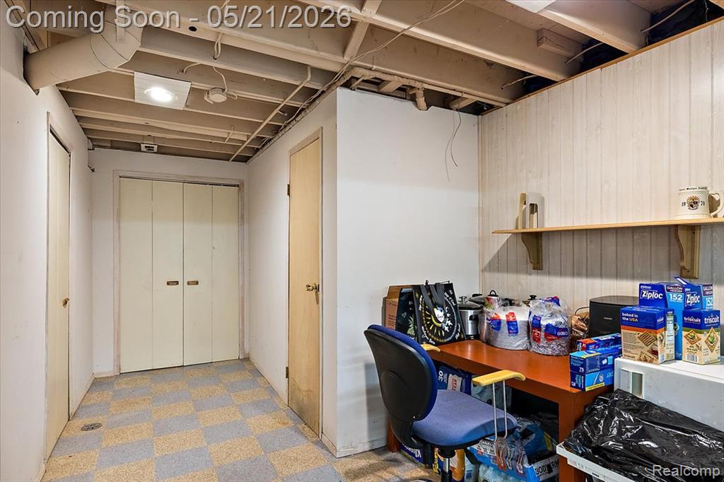33891 Yorkridge Street, Farmington, MI 48331 — Photo 75