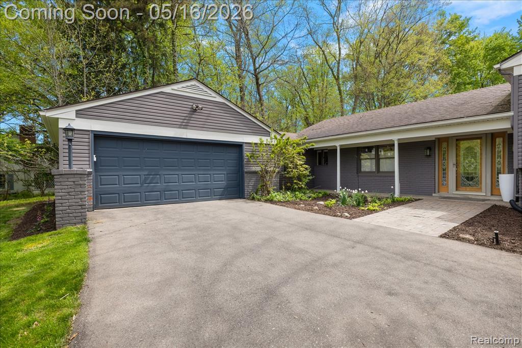 28455 Wellington Street, Farmington, MI 48334 — Photo 7