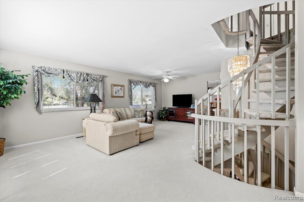 9498 Fenwin Drive, Grand Blanc, MI, 48439