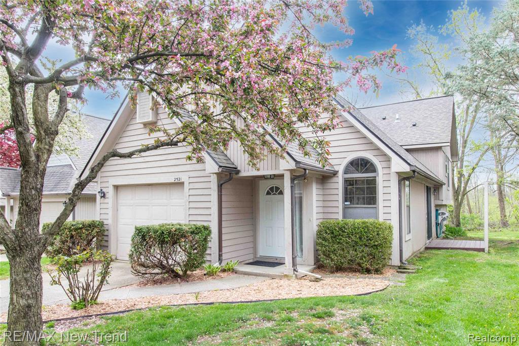 2521 Country Village Court - Photo 3