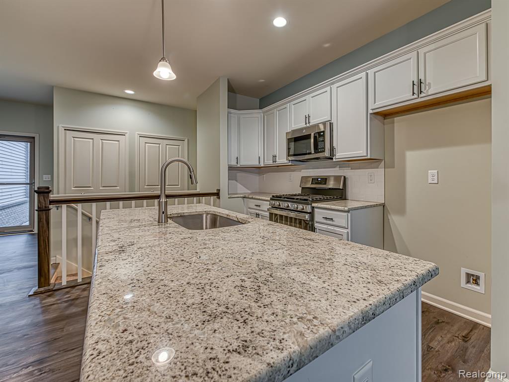 851 Plum Village Drive, Monroe, MI 48161 — Photo 14