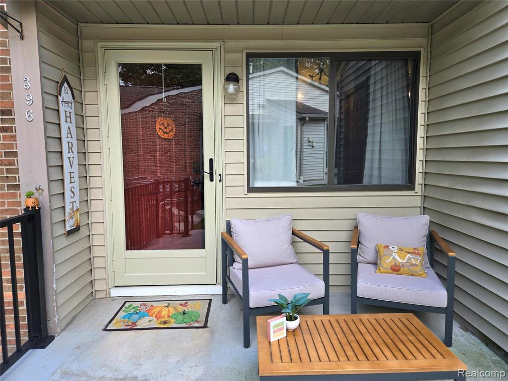396 Spring Brooke Drive, 396, Brighton, MI 48116 — Photo 3
