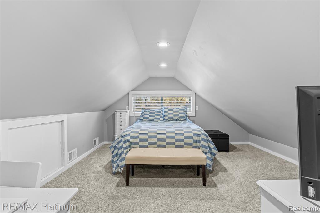 315 S West Street, Fenton, MI 48430 — Photo 33