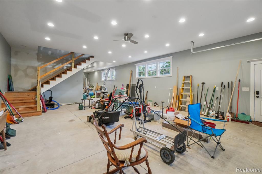 4123 Windiate Park Drive, Waterford, MI 48329 — Photo 53