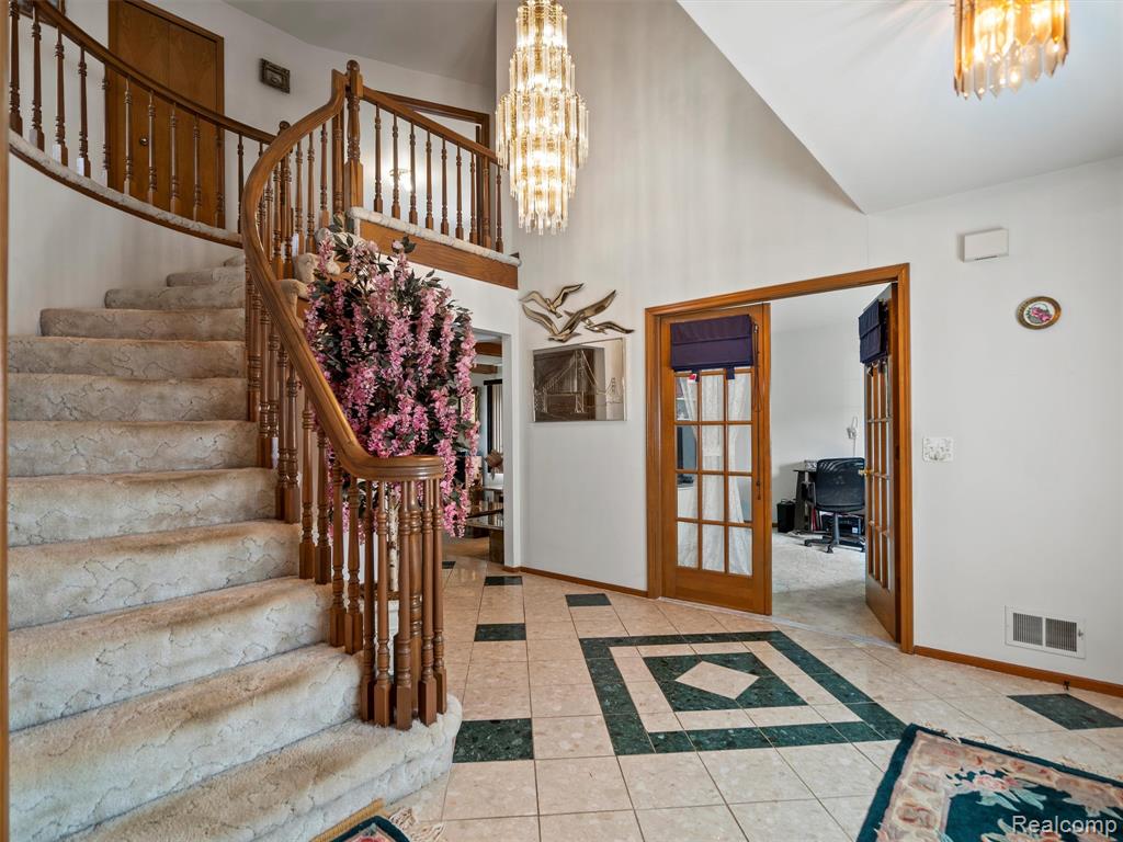 46386 Jackson Drive, Macomb, MI 48044 — Photo 7