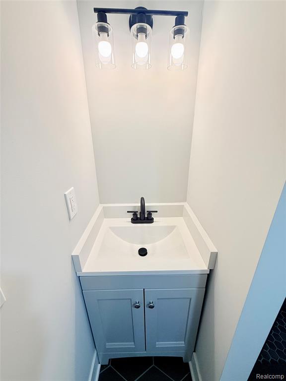 21805 Downing Street, Saint Clair Shores, MI 48080 — Photo 37