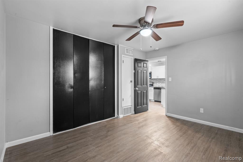 4415 S Crooks, Royal Oak, MI 48073 — Photo 8