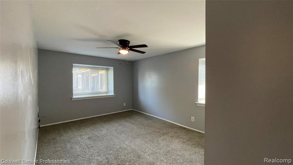 530 Riviera Drive, Saint Clair Shores, MI 48080 — Photo 11