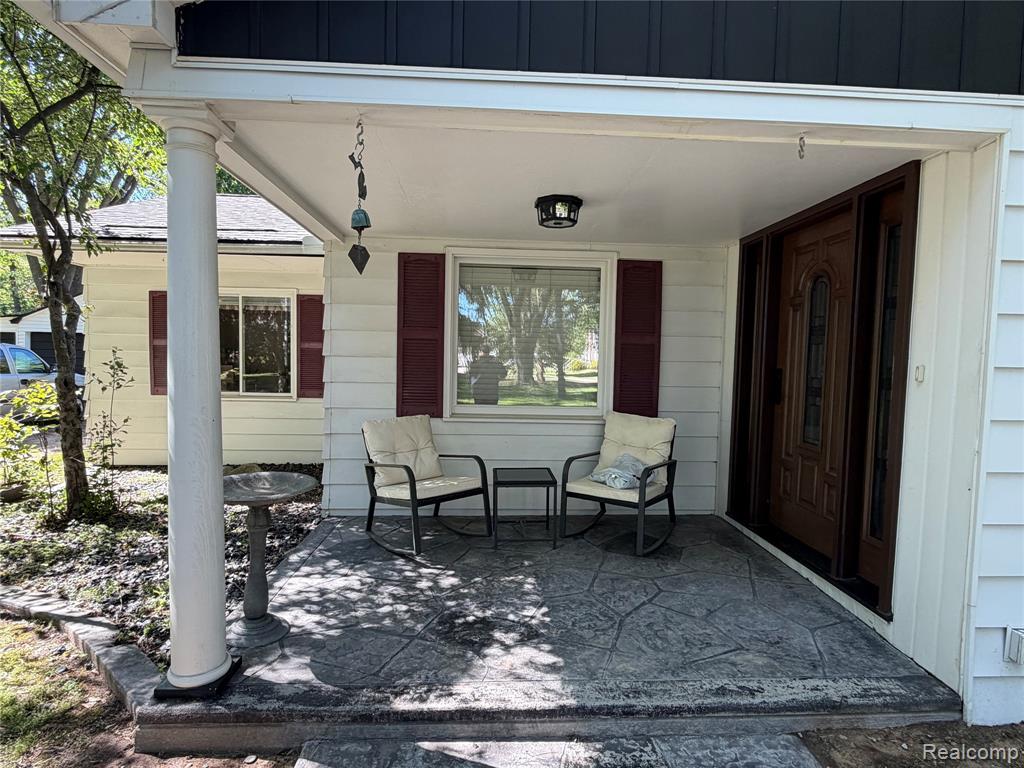 8420 Pacton Drive, Shelby Twp, MI 48317 — Photo 4