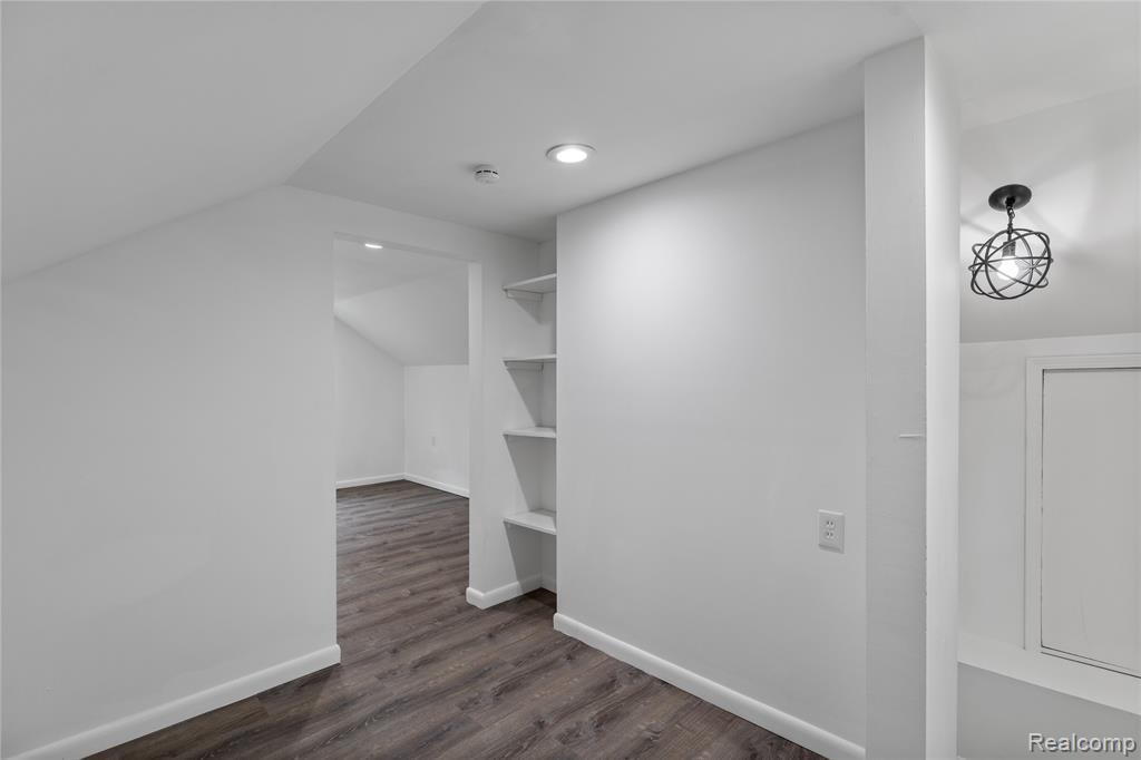 885 Hawthorne Avenue, Ypsilanti, MI 48198 — Photo 16