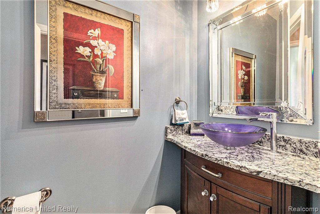 1304 YOSEMITE VALLEY Drive, Milford, MI 48381 — Photo 22