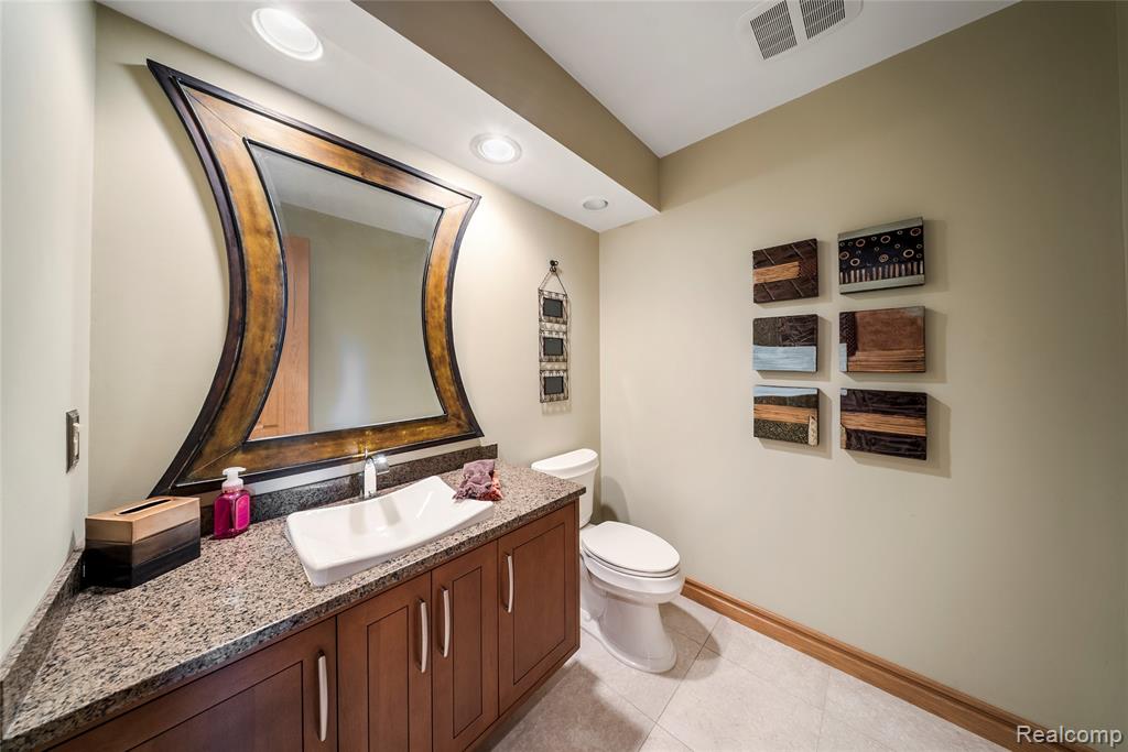 9281 Island Drive, Grosse Ile, MI 48138 — Photo 30