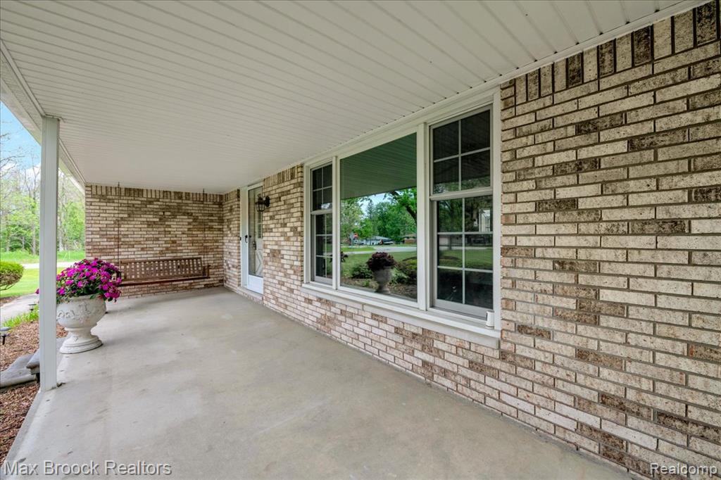 9580 Andersonville Road, Clarkston, MI — Photo 3