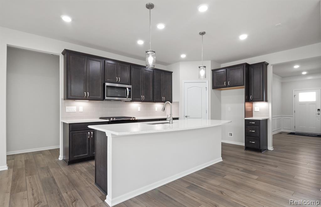 50327 CROMWELL Street, Canton, MI 48188 — Photo 5