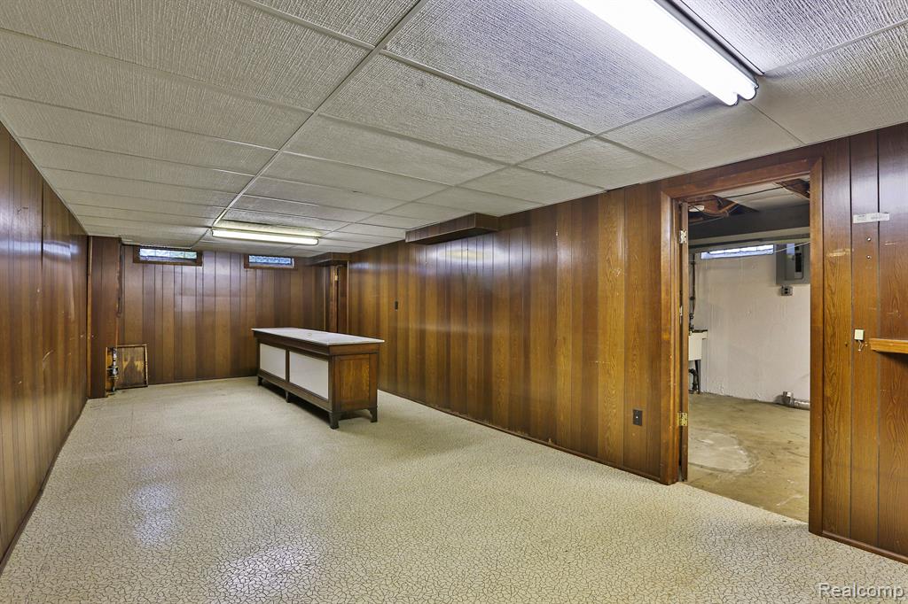 4251 WASHINGTON CRESCENT Drive, Troy, MI 48085 — Photo 22