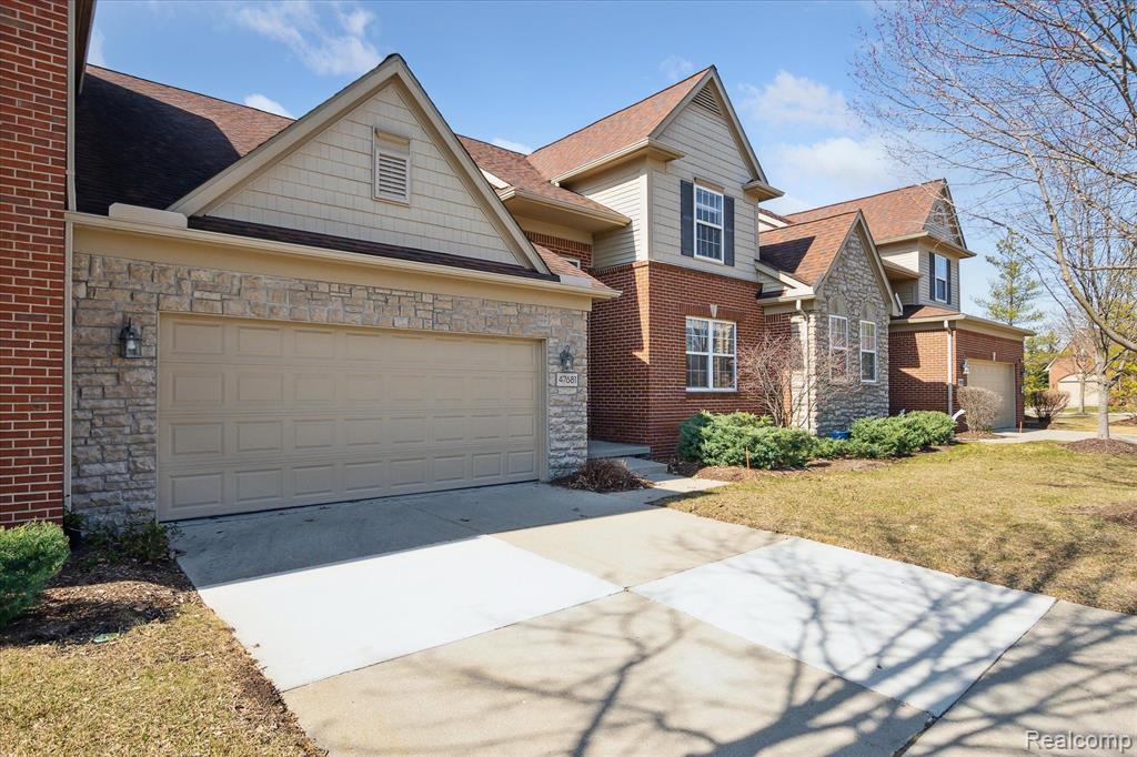 47681 SCENIC CIRCLE Drive S, 77, Canton, MI 48188 — Photo 2