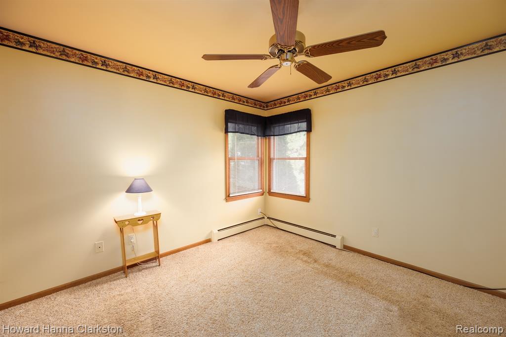 6183 Jameson Drive, Waterford, MI 48329 — Photo 14
