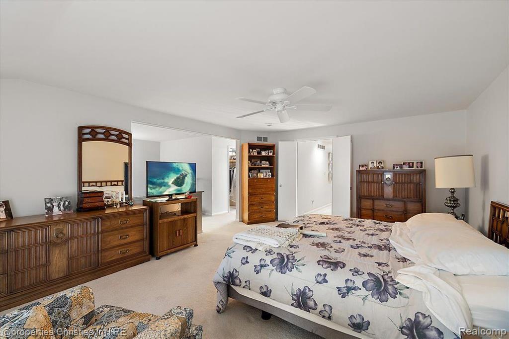 7036 Bridge Way, West Bloomfield, MI — Photo 38
