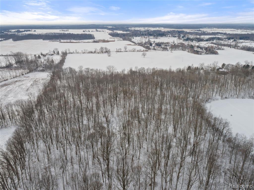 BRE A00 Six Mile Road, South Lyon, MI — Photo 14