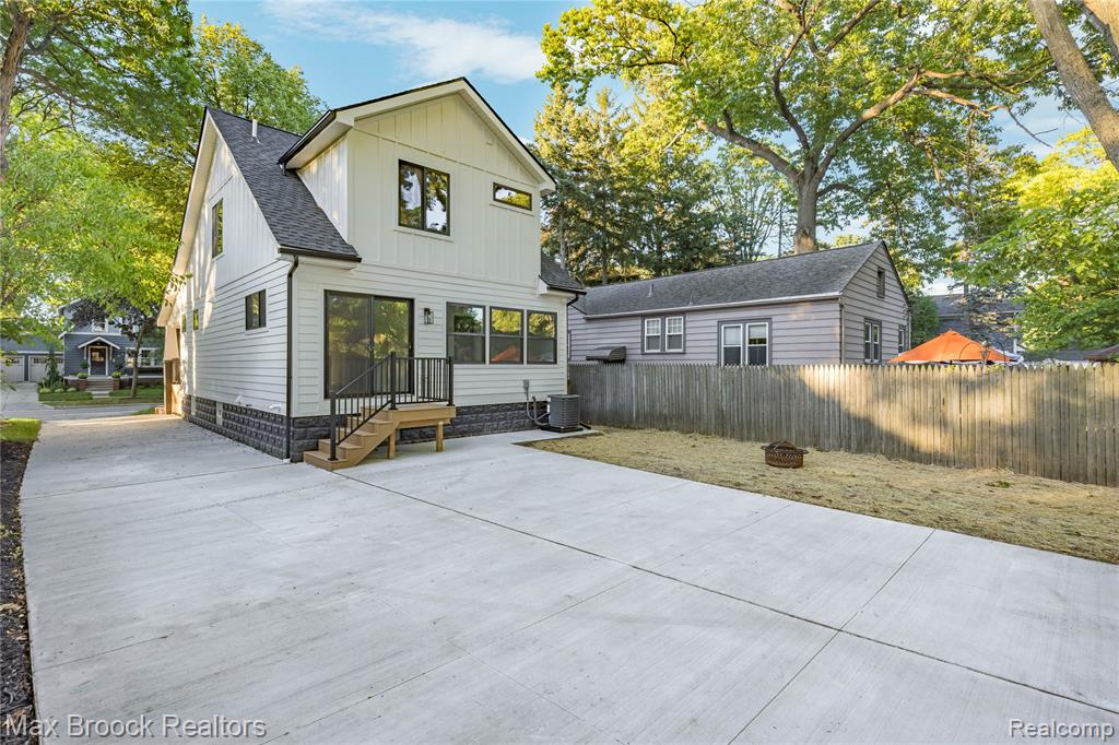 36 Woodward Heights Boulevard, Pleasant Ridge, MI — Photo 53