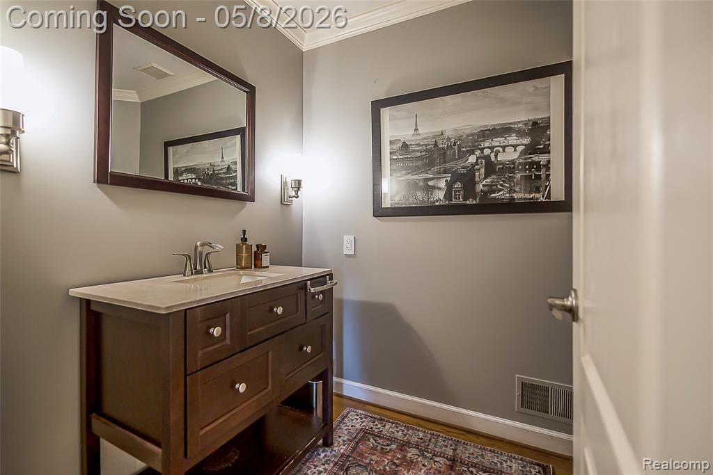 17350 Rolling Woods Circle, Northville, MI 48168 — Photo 18