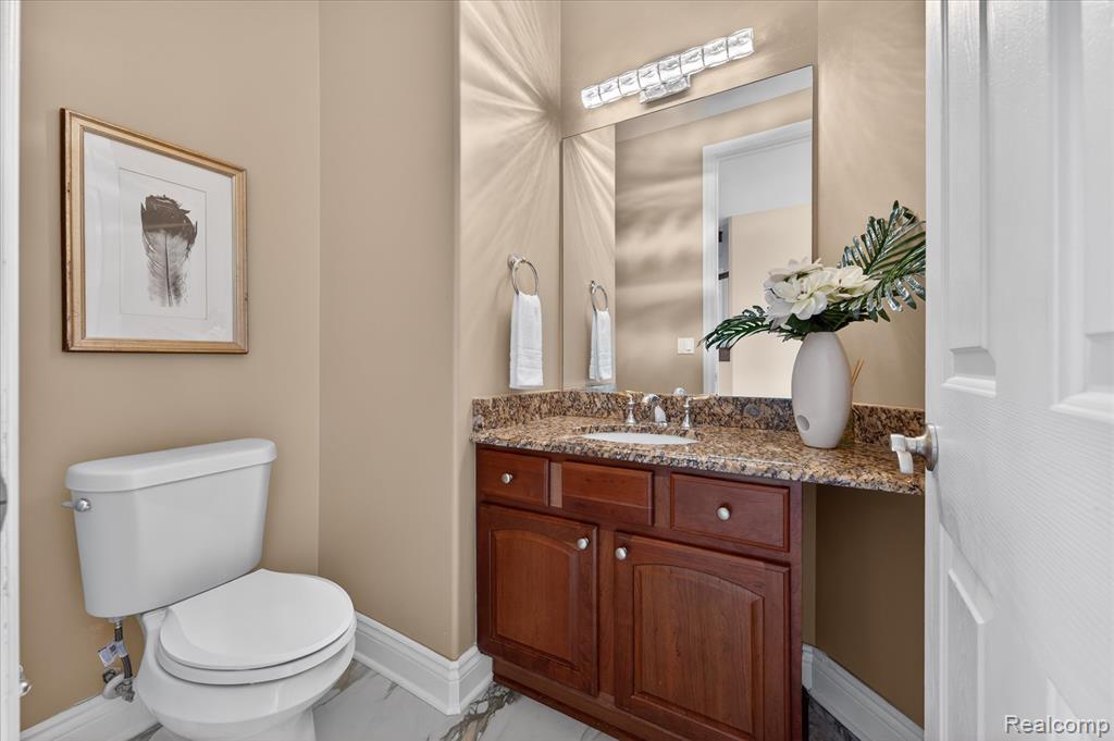 74 SAND BAR Lane, Detroit, MI 48214 — Photo 28
