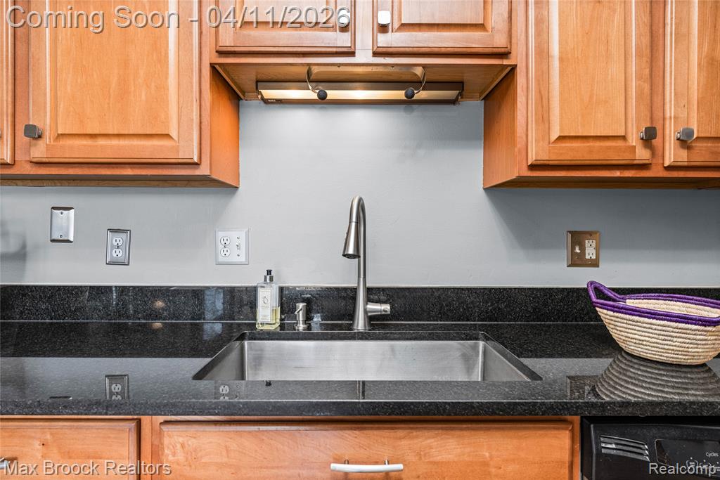 2671 Roundtree Drive Roundtree Drive, 4, Troy, MI 48083 — Photo 19