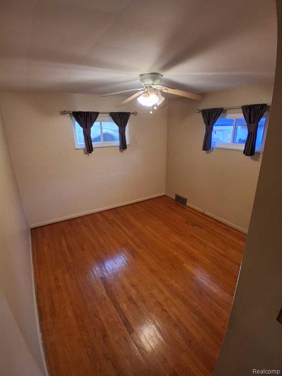 24231 Jerome Street, Oak Park, MI 48237 — Photo 9