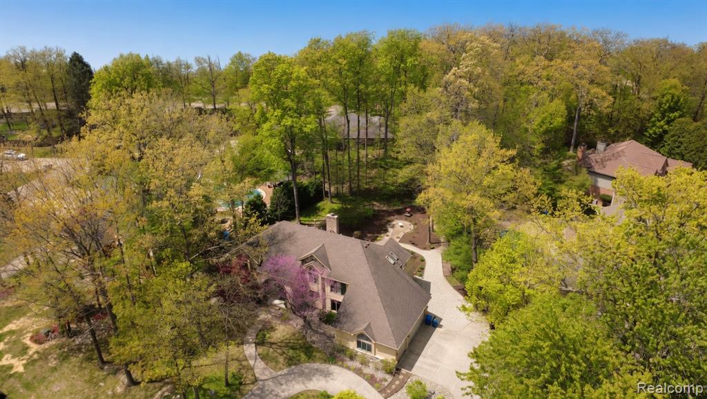 1305 Kings Pointe Road, Grand Blanc, MI 48439 — Photo 3