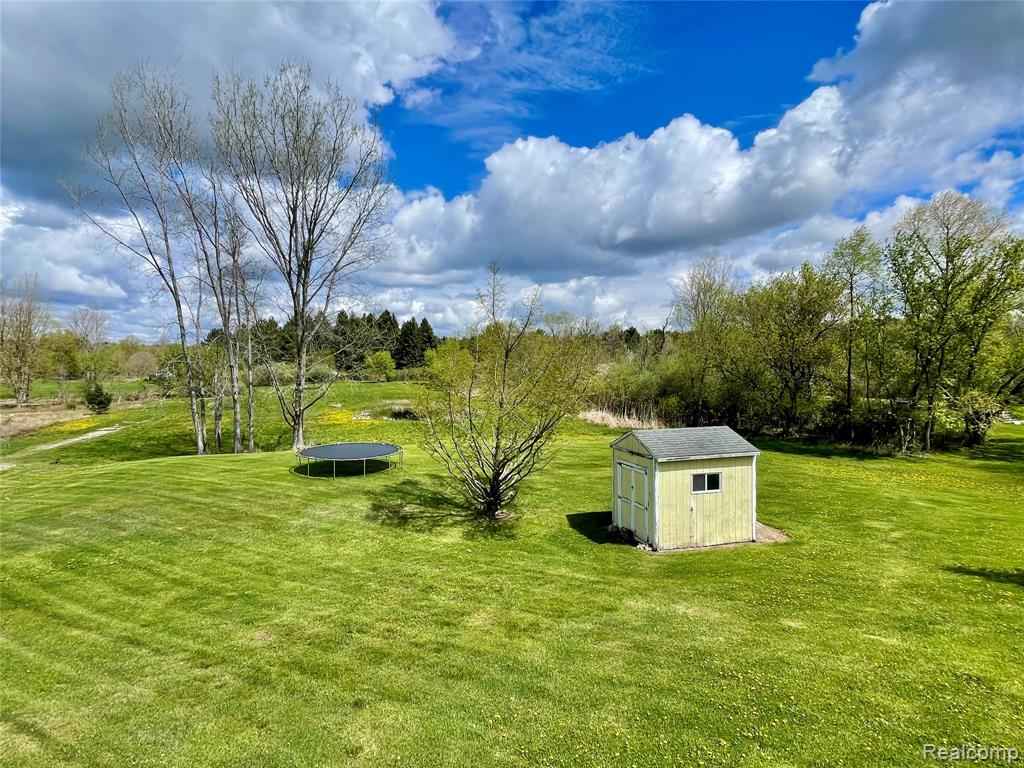 3914 Golf Vista Drive, Lapeer, MI 48446 — Photo 38