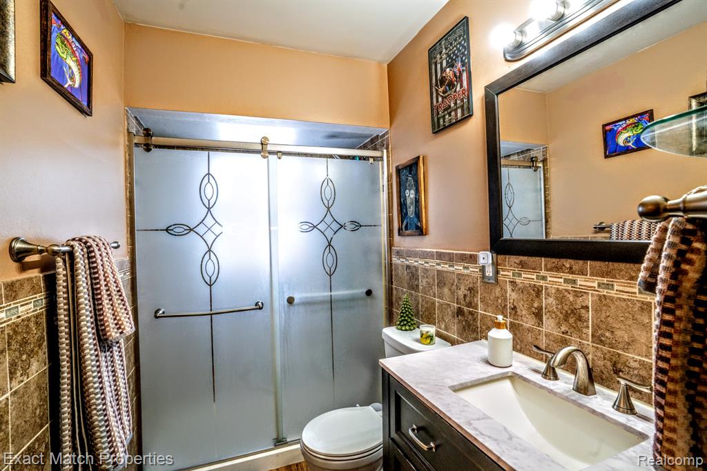 102 E Cornell Avenue, Pontiac, MI 48340 — Photo 12