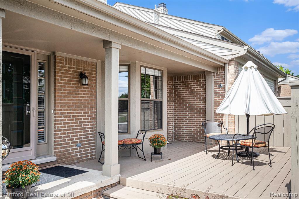 29335 Regents Pointe, 77, Farmington Hills, MI 48331 — Photo 4