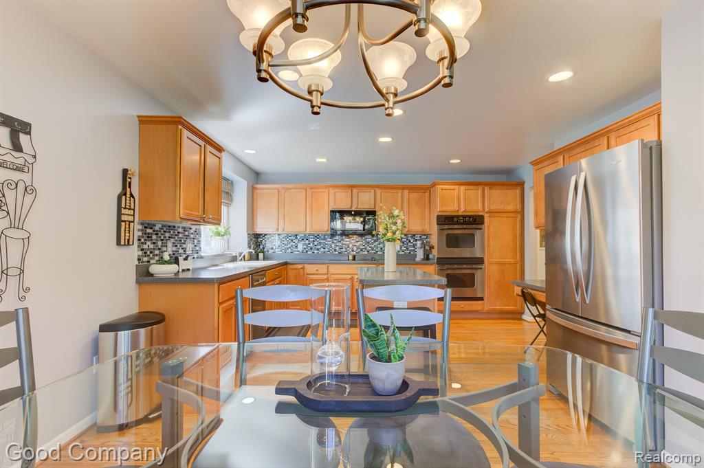 51250 W HILLS Drive, Plymouth, MI 48170 — Photo 22