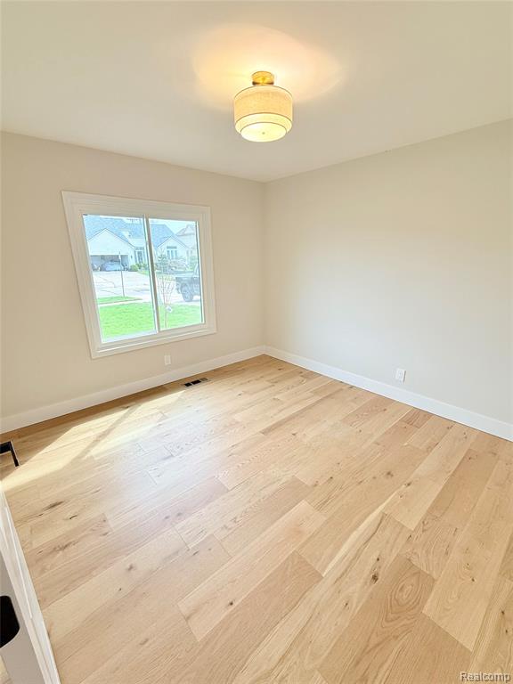 51073 Pinewood Drive, Macomb, MI 48042 — Photo 23