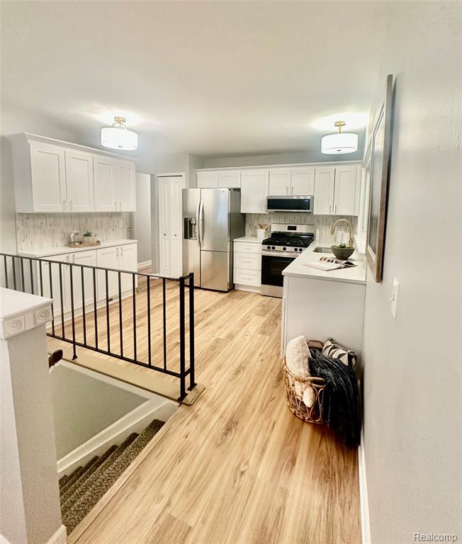 5783 Williamsburg Court, Waterford, MI 48327 — Photo 37