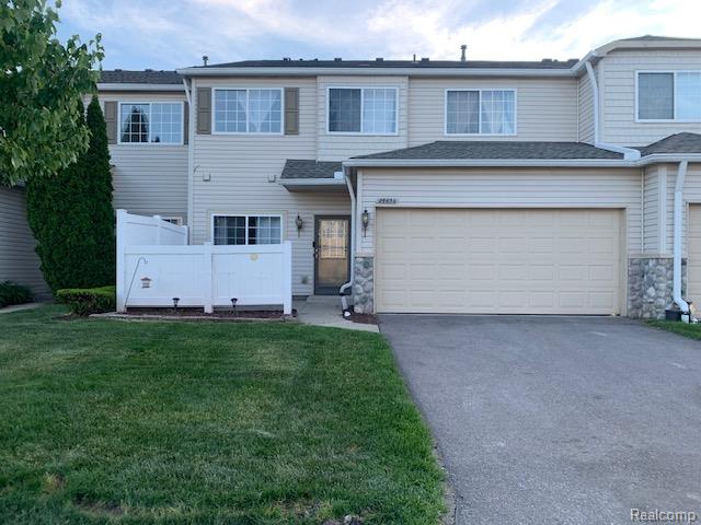 26654 Kirkway Circle, Trenton, MI 48183