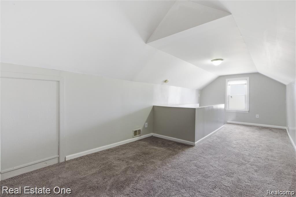 5747 Kingsbury Street, Dearborn Heights, MI 48127 — Photo 12