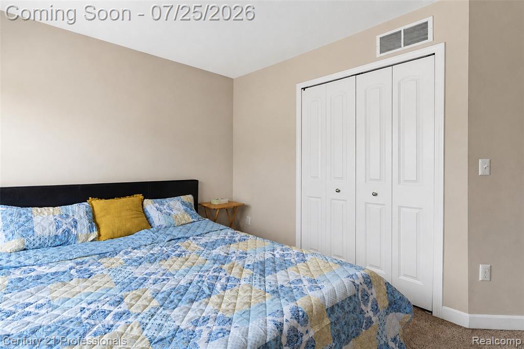 27089 Maxwell Court, Novi, MI — Photo 42