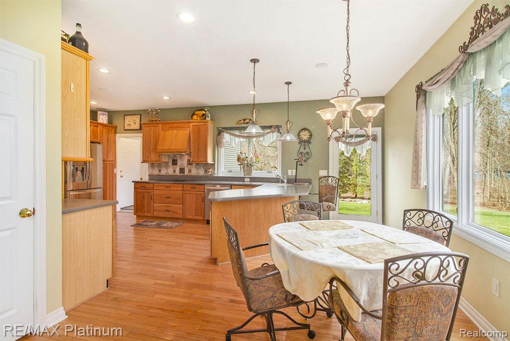 7186 GRANGER DRIVE, Howell, MI 48855 — Photo 3