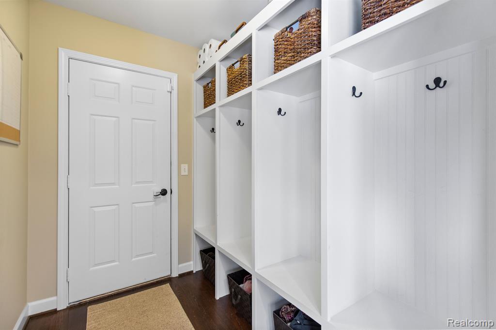 7997 BROOKWOOD Drive, Clarkston, MI 48348 — Photo 21