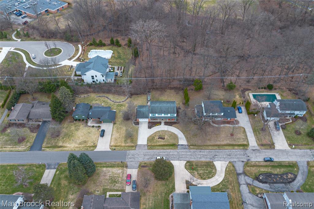 7118 Cathedral Drive, Bloomfield Hills, MI 48301 — Photo 58