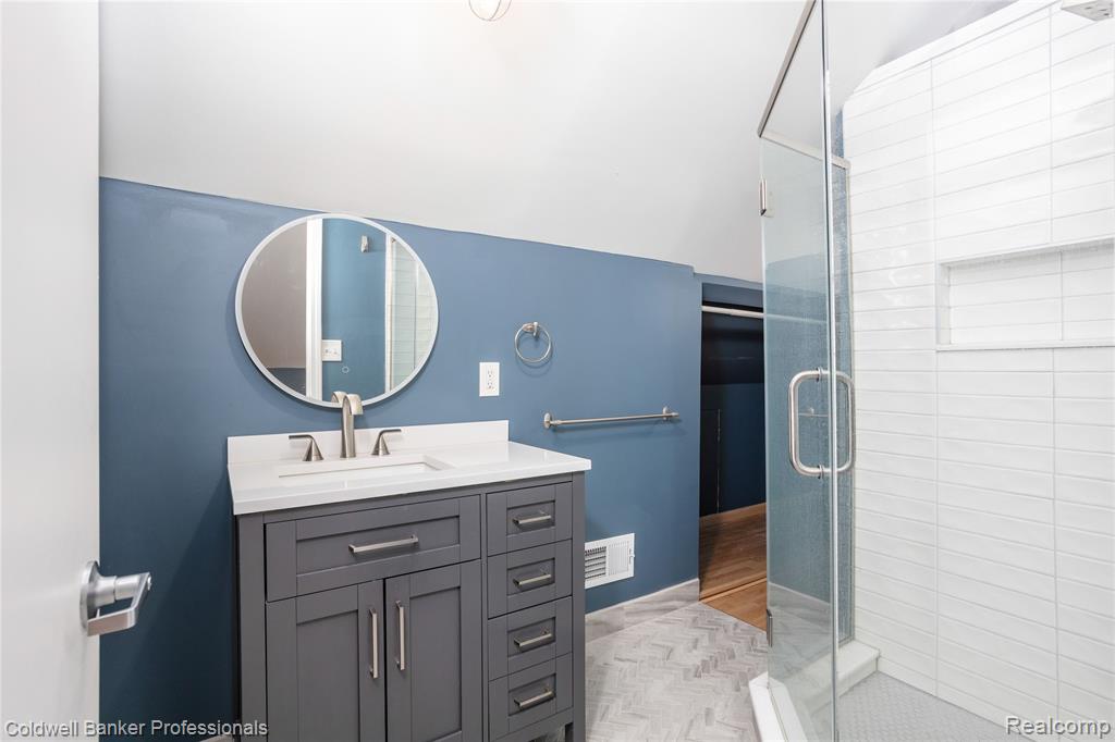 909 Hoffman Avenue, Royal Oak, MI 48067 — Photo 21