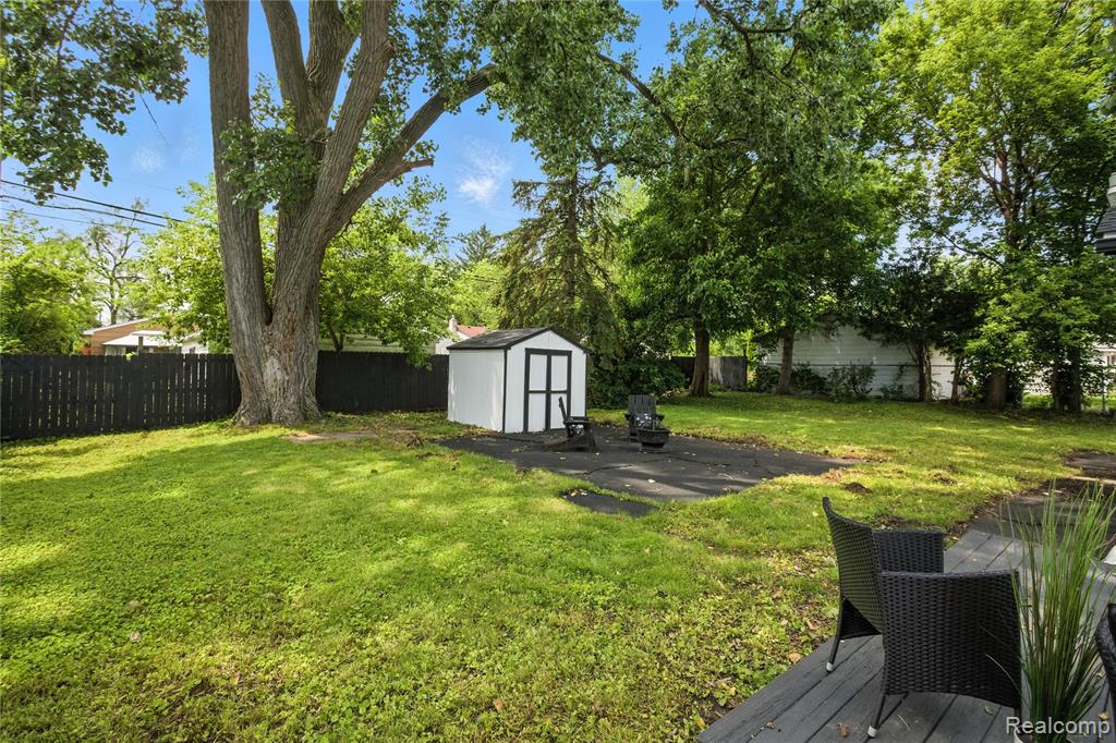 8411 Hugh Street, Westland, MI — Photo 9