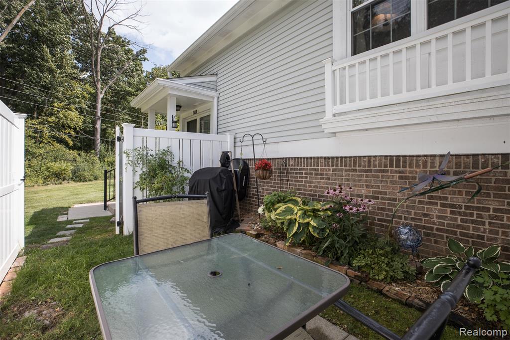 41776 Broquet Drive, Northville, MI 48167 — Photo 24