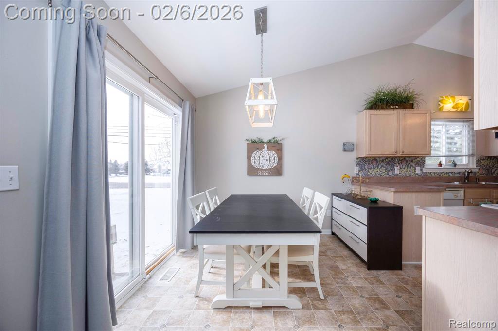 21955 Concord Drive, Riverview, MI 48193 — Photo 20