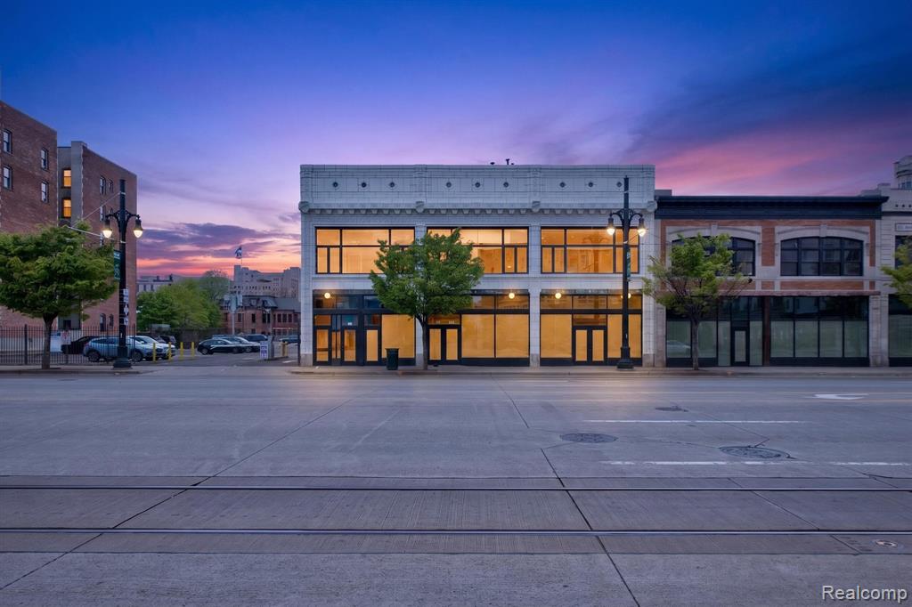3139 Woodward Avenue