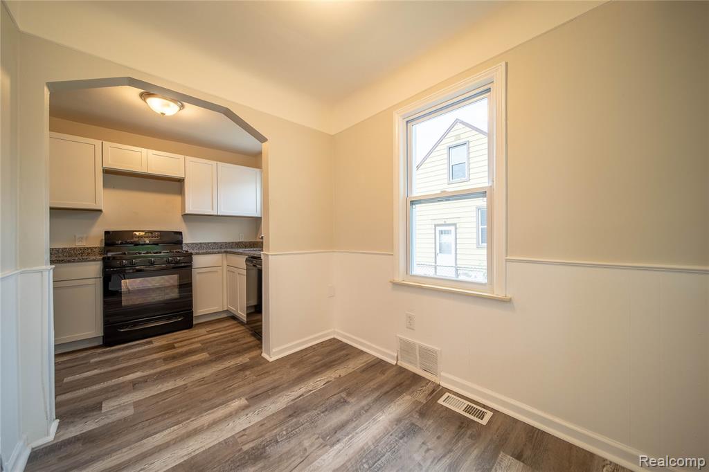 438 Ford Boulevard, Lincoln Park, MI 48146 — Photo 19