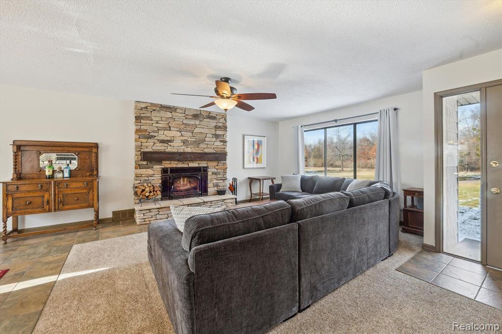 2843 GANNON Road, Howell, MI 48855 — Photo 9