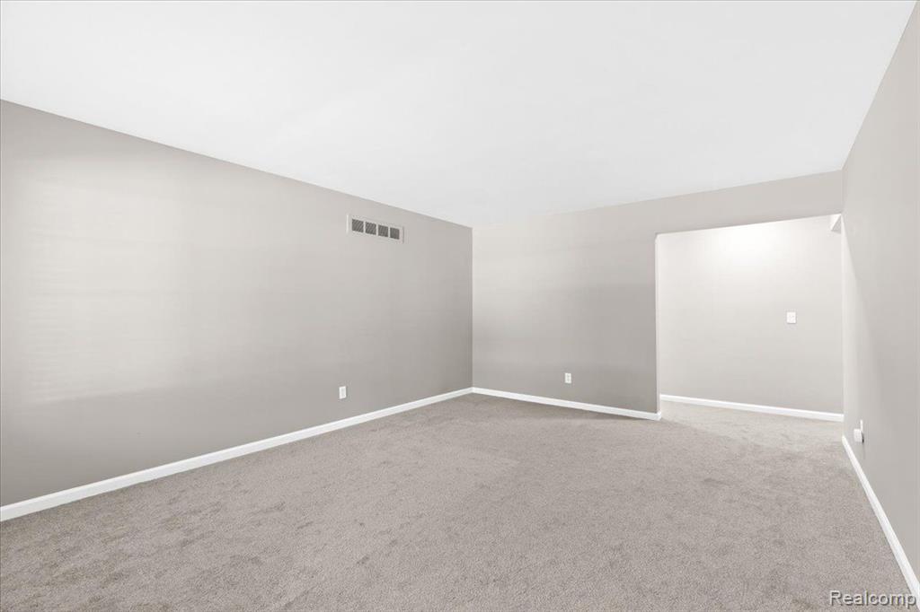 773 OAK RIDGE Drive, Brighton, MI 48116 — Photo 10