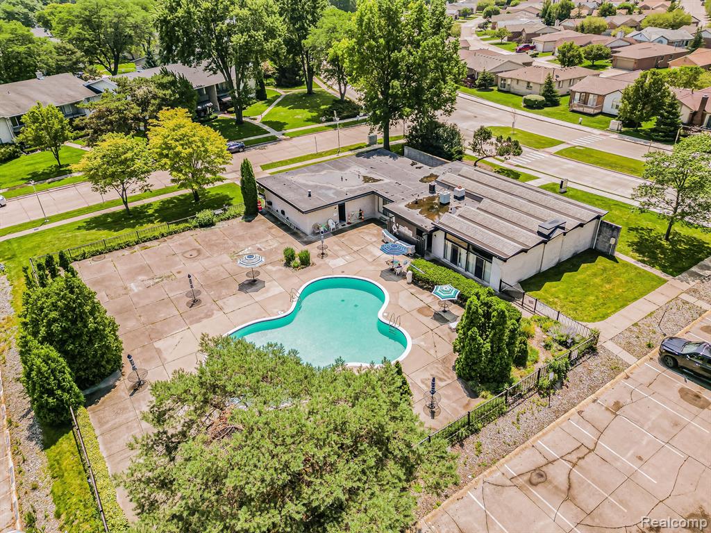 8497 KENNEDY Circle, 4, Warren, MI 48093 — Photo 14